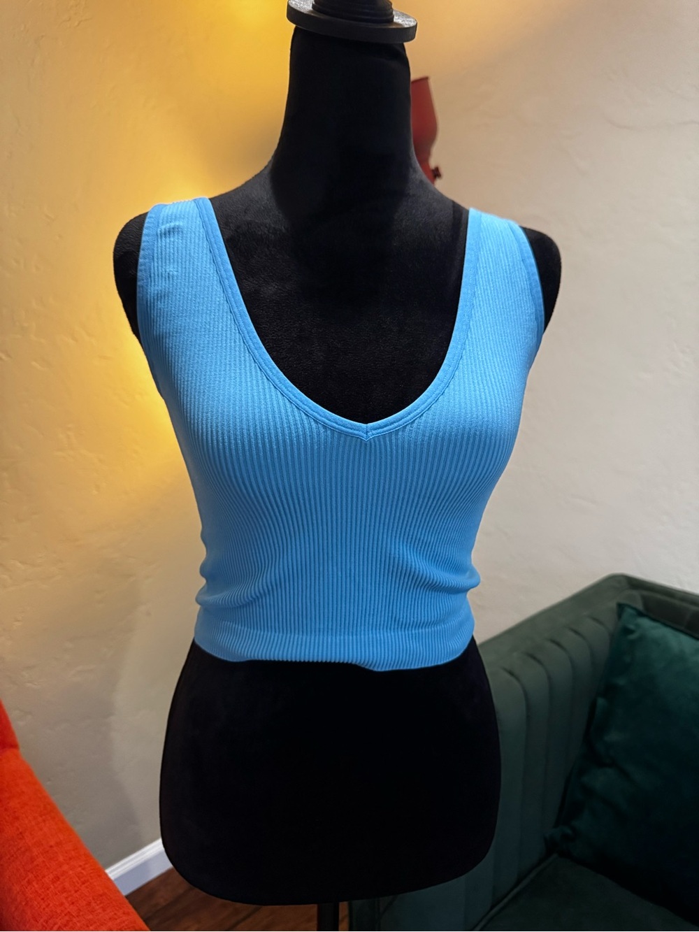 Colsie Ribbed V-Neck Cropped Tank Top - Bright Blue